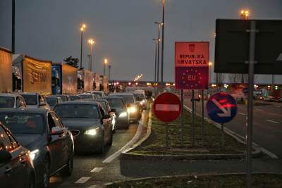  Hrvati popuštaju mjere, na granici će puštati sve bez obzira na vrstu vakcine! 