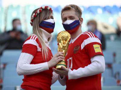  UEFA ukinula svoju odluku: Od sada pušta navijače na stadion! Poznato i ko na kraju "prelama" 