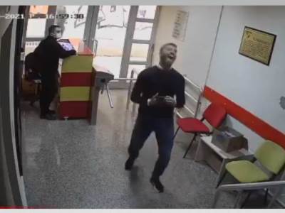  Fudbal je emocija! Skakao od sreće zbog poziva selektora: Oblači nacionalni dres, a reakcija VIDEO 