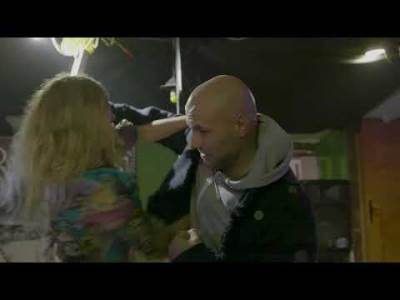  Grupa Moreuz pjesma Ko se kome više usrao u život lyrics 