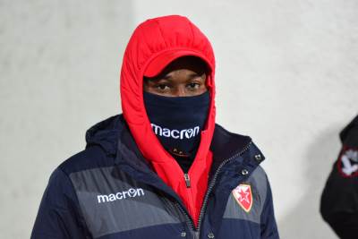  gelor-kanga-kasnio-avion-zvezda-veciti-derbi-kazna 