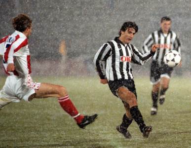  partizan-zvezda-snijeg-aprilski-derbi-1997-video 