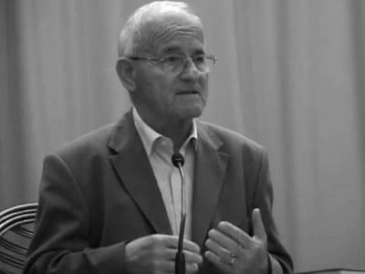  Iz Narodnog pozorišta RS se oprostili od profesora Telebaka 