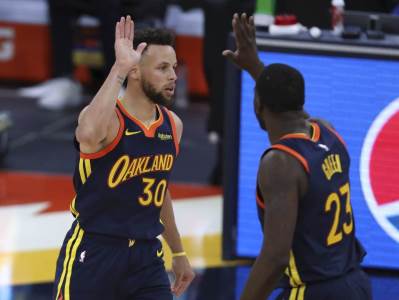  stef kari trojke preko ruke sa 10 metara 