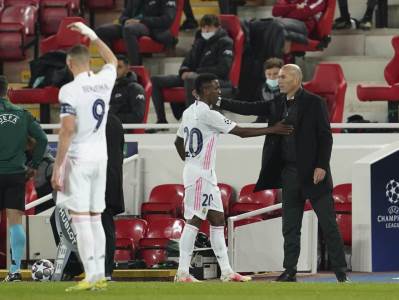  luka-jovic-zinedin-zidan-real-madrid-hetafe 