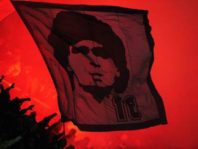  napoli-superliga-evrope-maradona-aurelio-de-laurentis 