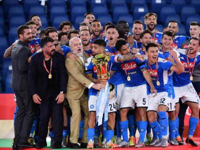  Aurelio de Laurentis prodaće Bari i ostati u Napoliju 