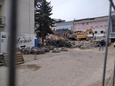  Građevinci u RS prijete obustavom radova 