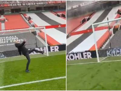  navijač mančester junajteda na old trafordu postigao gol 