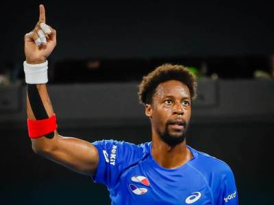  Gael Monfis igra još jednu sezonu i ide u penziju 