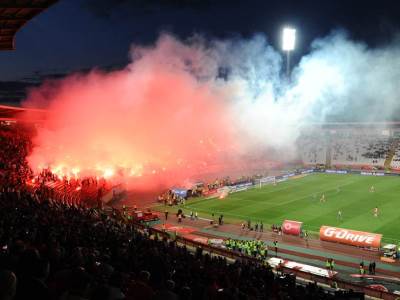  crvena zvedza proslava titule krstarenje 