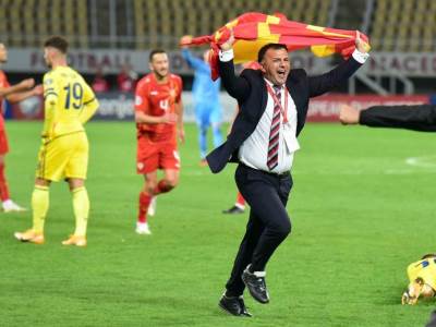  selektor sjeverne makedonije skupio tri albuma sličice panini euro 2020 