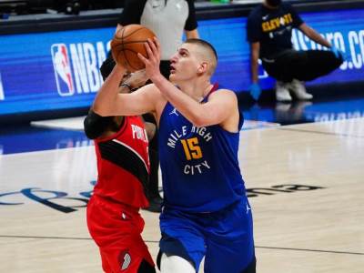  nikola-jokic-jusuf-nurkic-plejof-video-nba 