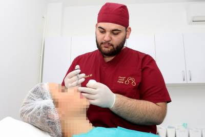  U Beogradu uhapšen lažni estetski hirurg, osakatio desetine ljudi?! 