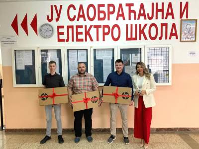  m:tel u posjeti pobjednicima Regionalnog app izazova iz Doboja 