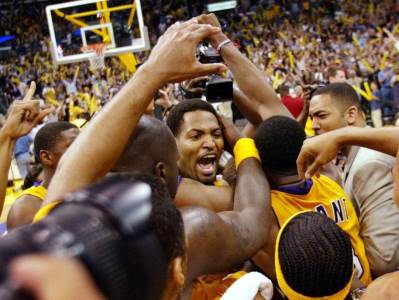  sakramento-kings-la-lejkers-robert-ori-trojka 