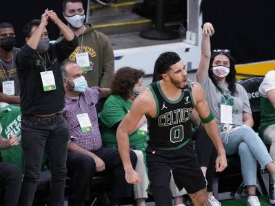  dzejson-tejtum-nba-boston-bruklin-dzejms-harden-kevin-durent 