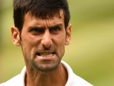  novak-djokovic-pezo-reklama 