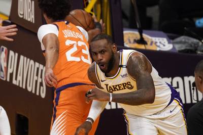  nba plej of finiks lejkers 2 2 