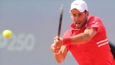  Strašni Novak – rutinski počistio Amerikanca: Svađao se sa publikom, prigovarao sudiji, ali na terenu nemilosrdan! 