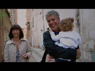  Trejler dokumentarca o Entoniju Burdejnu 