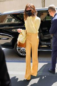  Pantalone koje izdužuju noge 