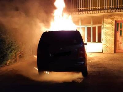  Izgorio automobil na Pobrđu 