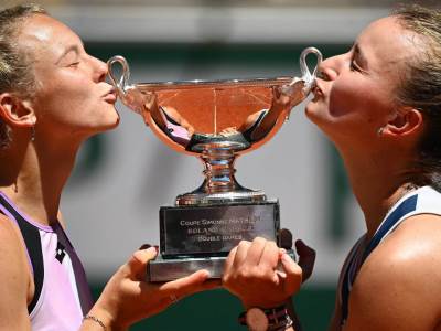  rolan garos barbora krejčikova titula dubl singl 