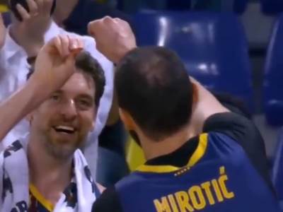  pau gasol proslava barselona tri prsta nikola mirotić 