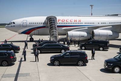  Tvrđava na točkovima: Ovo je "zvijer" od auta koja vozi Putina tokom samita u Briselu (FOTO/VIDEO) 