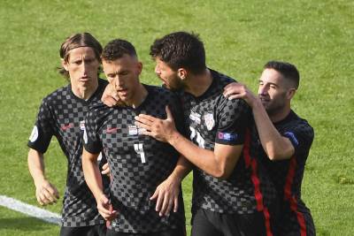  euro 2020 hrvatska češka ivan perišić 