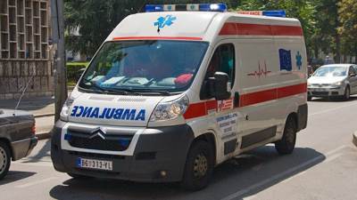  Devojčica nađena obešena o traku roletne  