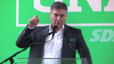  Zvizdić osudio protjerivanje Ane Lirman 