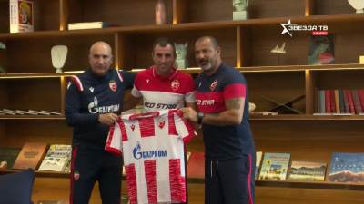  crvena zvezda predstavljen nenad krstičić 