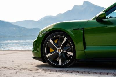  Rusi predstavili pokretni punjač za električne automobile 