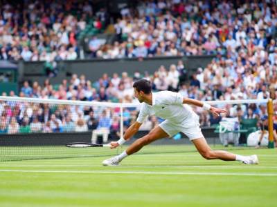  đoković vimbldon akrobacije 