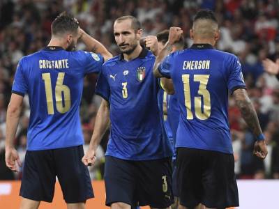  đođro kjelini titulu italije posvetio davideu astoriju 