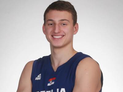  nikola jović u idealnom timu mundobasketa 