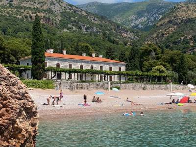  Nakon mnogo godina Kraljeva i Kraljičina plaža na Miločeru slobodna za sve posjetioce! (VIDEO) 