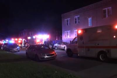  Drama u Čikagu: Iz vozila u pokretu ispalili rafal na pješake, među pogođenim tri tinejdžerke 