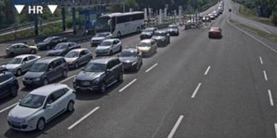  Gužve na izlazu iz BiH, na granicama se čeka oko pola sata 