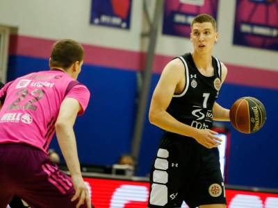  Partizan-produzio-ugovor-sa-kosarkasem-Aleksom-Stepanovicem 