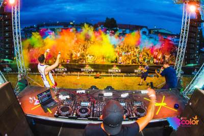  Saznajte ko nastupa na petom BiH Color Festivalu! 