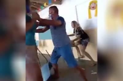  Došao sa ljubavnicom na vakcinaciju, tamo zatekao svoju ženu! VIDEO 