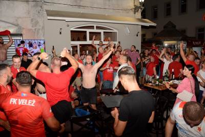  fk velež slavlje u mostaru, feđa dudić ošišan na ćelavo foto 