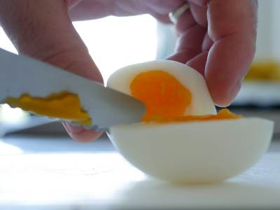  trik za lakše guljenje jaja 