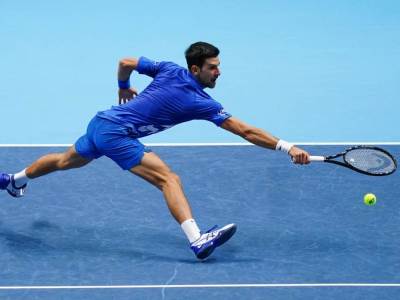  Novak-Djokovic-dobio-izazov-od-Fabija-Fonjinija-i-Zoaa-Souze 