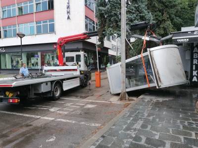  Zbog nevremena više od 20 prijava za pomoć u Banjaluci (FOTO, VIDEO) 