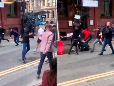  Tuca-navijaca-Mancester-junajteda-i-Lidsa-pred-pocetak-utakmice 