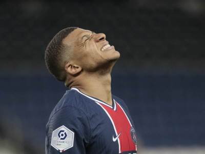  pari sen žermen strazbur zvižduci mbape 